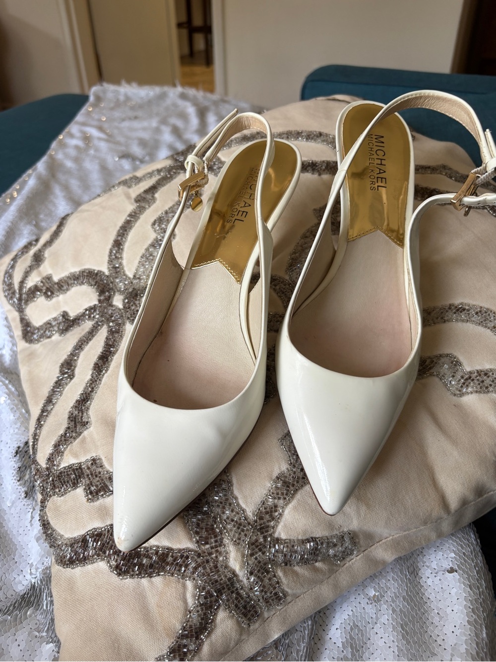 Michael Kors Cream Patent Pointed Slingback Heels